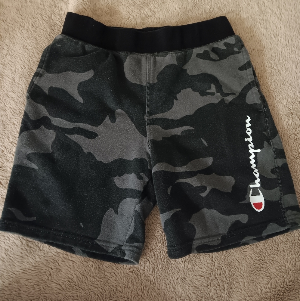 Champion- Shorts